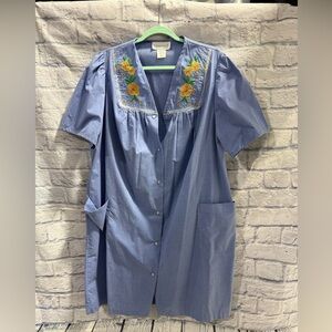 Herbcraft vintage granny cotton blend pearl snap floral embroidered house dress